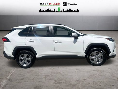 Certified 2025 Toyota RAV4 XLE w/ Convenience Package AWD/4WD image 7