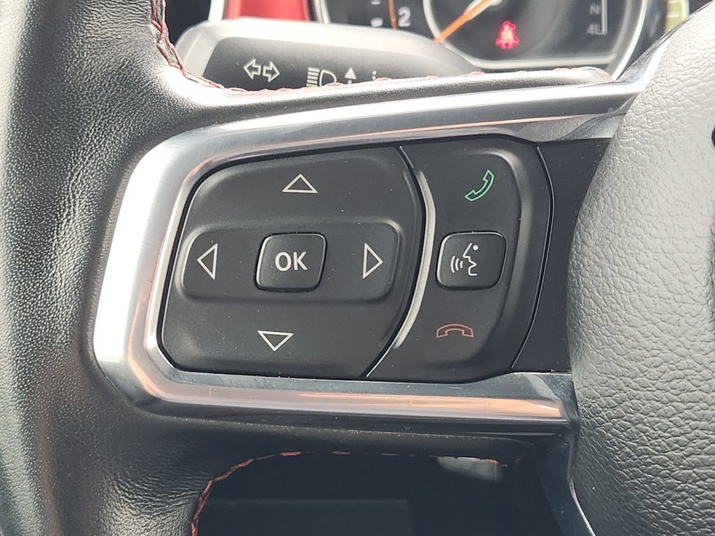Used 2023 Jeep Wrangler Unlimited Rubicon w/ Cold Weather Group AWD/4WD image 23