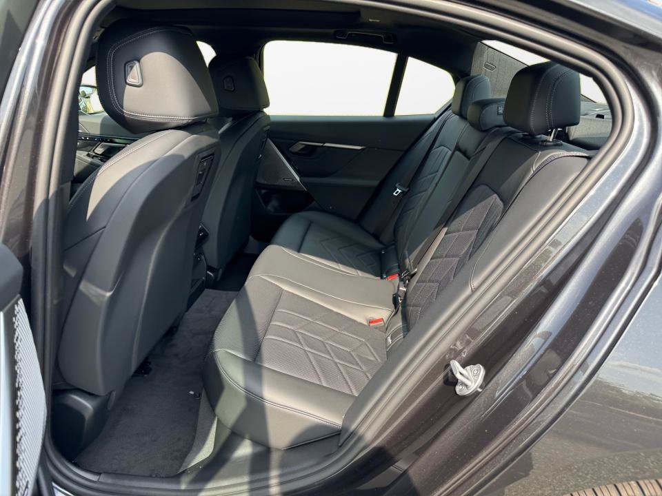 New 2027 BMW 530i xDrive w/ Premium Package AWD/4WD image 13
