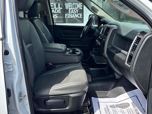 Used 2018 RAM 1500 Tradesman RWD image 33