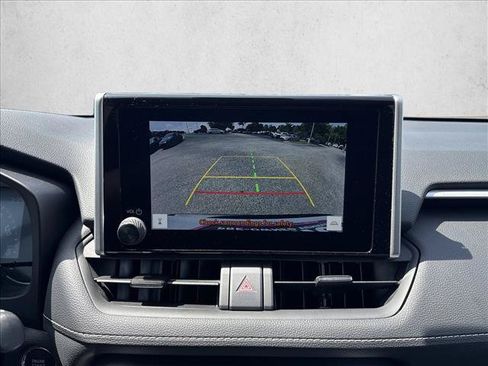 Certified 2025 Toyota RAV4 XLE FWD image 14