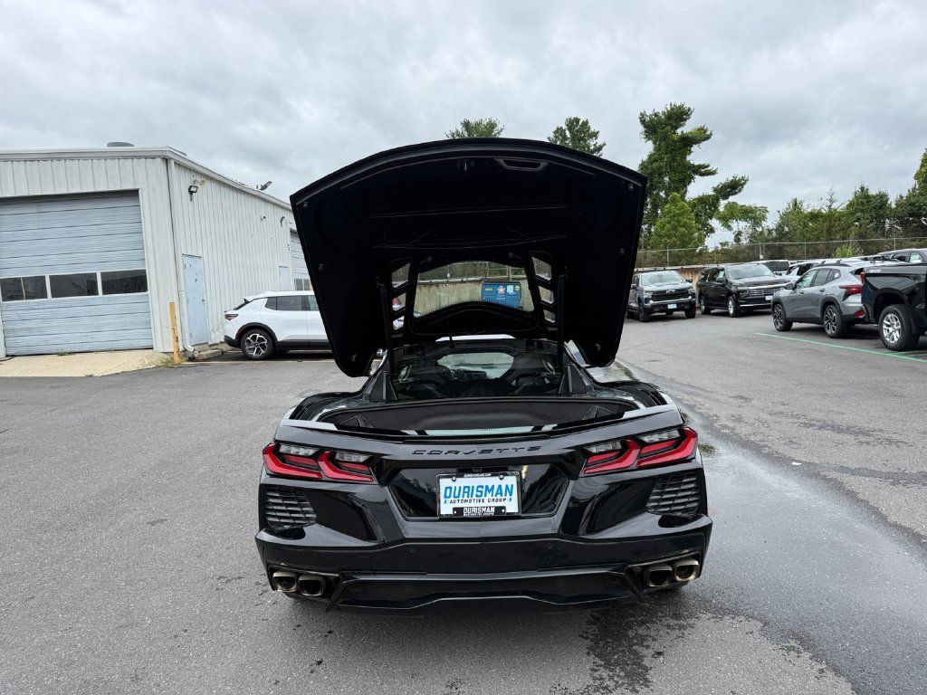 Used 2022 Chevrolet Corvette Stingray Preferred Cpe w/ Battery Protection Package RWD image 24