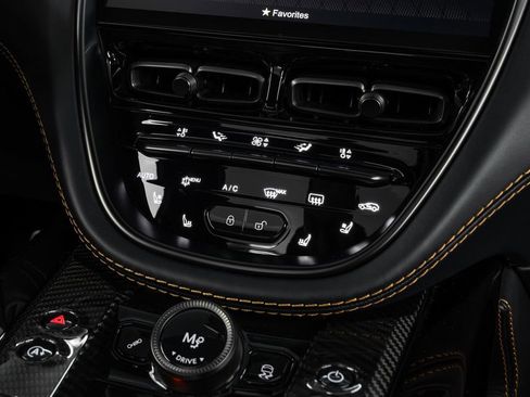 Used 2023 Aston Martin DBX 707 image 33