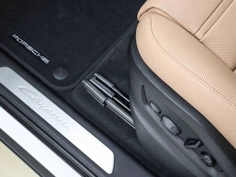 New 2026 Porsche Cayenne S AWD/4WD image 44