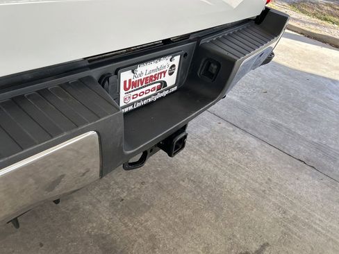 Used 2024 Ford F350 XLT image 21