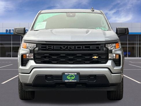 Used 2025 Chevrolet Silverado 1500 Custom image 9