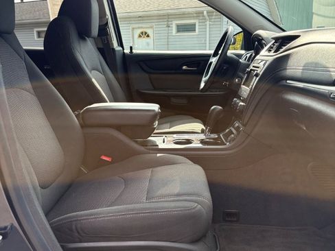 Used 2017 Chevrolet Traverse LT w/ Style and Technology Package AWD/4WD image 20
