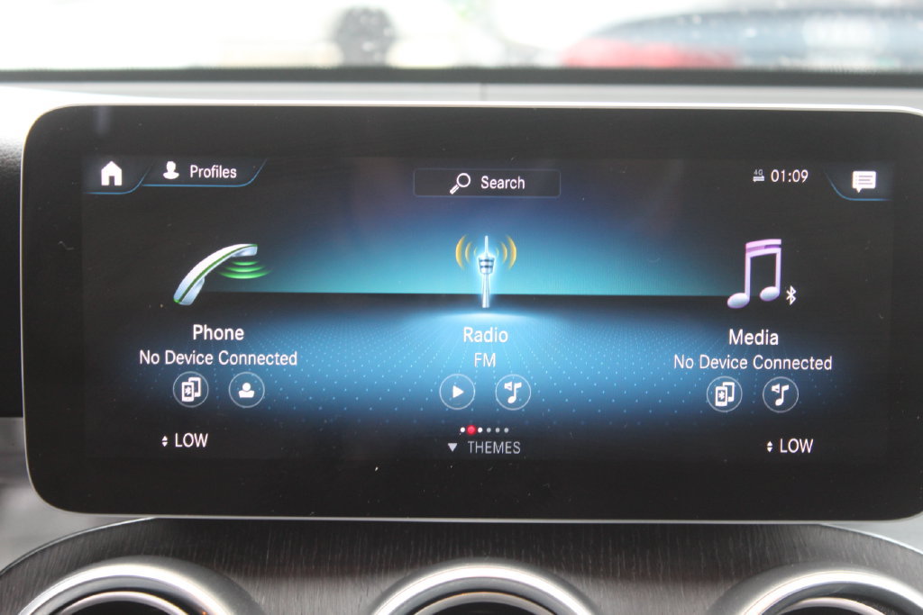 Used 2020 Mercedes-Benz GLC 300 image 25