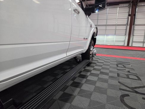 Used 2024 RAM 3500 Limited w/ Safety Group image 31