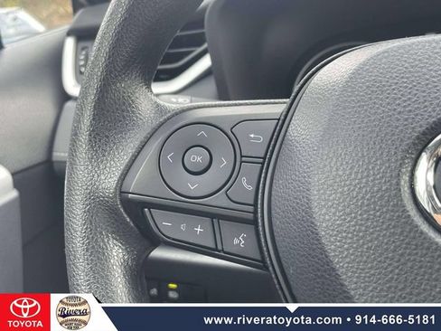 Used 2023 Toyota RAV4 XLE AWD/4WD image 22