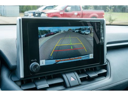 Used 2024 Toyota RAV4 XLE image 21