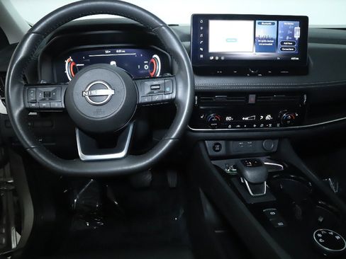 Certified 2024 Nissan Rogue SL image 28