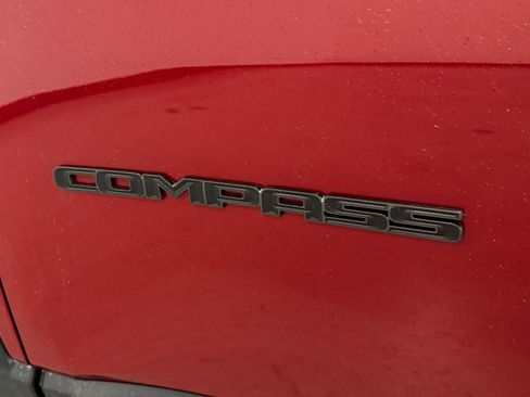 New 2026 Jeep Compass Latitude image 27