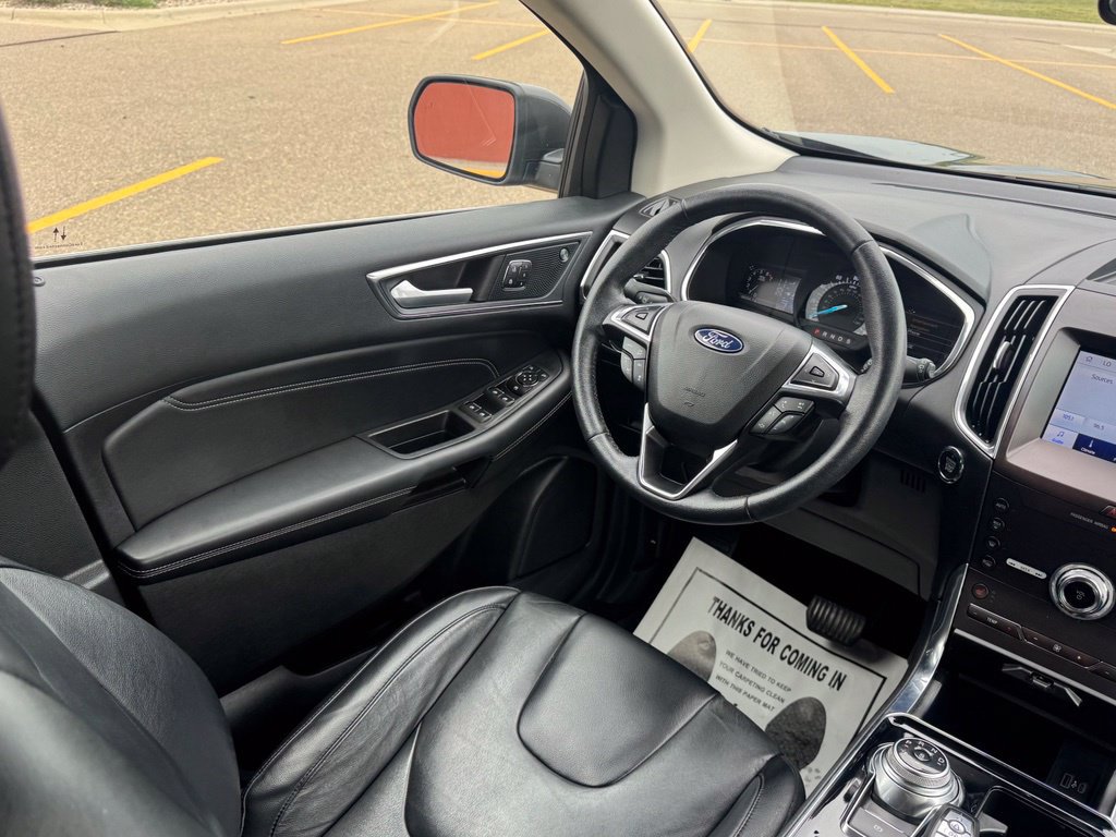 Certified 2020 Ford Edge Titanium AWD/4WD image 16