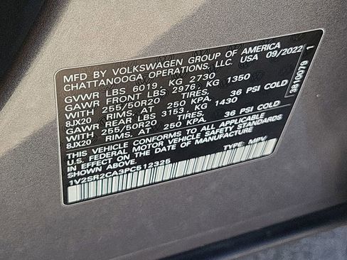 Used 2023 Volkswagen Atlas SEL R-Line image 34