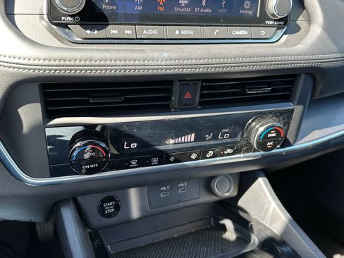 Used 2026 Nissan Rogue SV FWD image 30