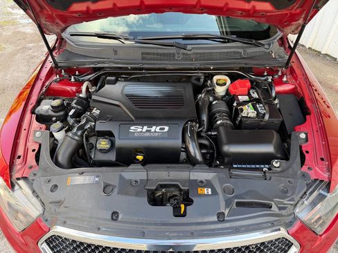 Used 2013 Ford Taurus SHO AWD/4WD image 39