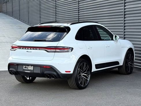 New 2026 Porsche Macan image 7