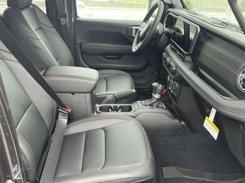New 2025 Jeep Wrangler Sahara w/ Safety Group image 31