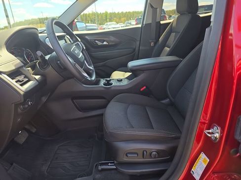 Used 2024 GMC Terrain SLE w/ Driver Convenience Package AWD/4WD image 10