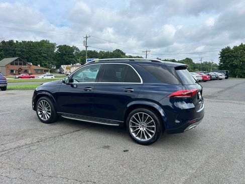 Used 2021 Mercedes-Benz GLE 450 4MATIC image 4