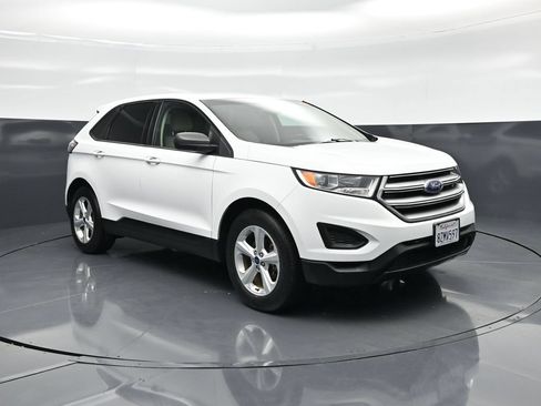 Used 2017 Ford Edge SE FWD image 51