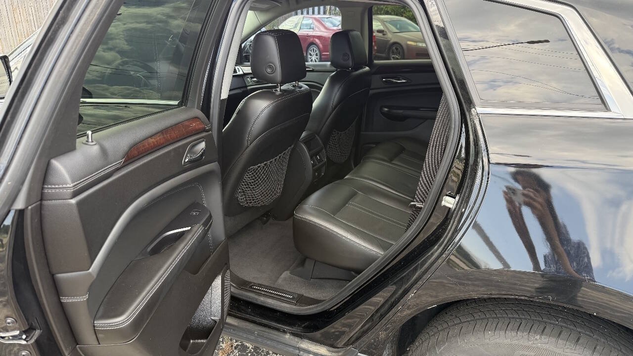 Used 2015 Cadillac SRX Luxury w/ Driver Awareness Package FWD image 11