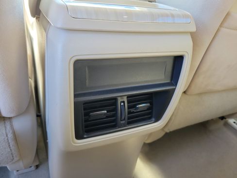 Used 2015 Nissan Murano S image 11