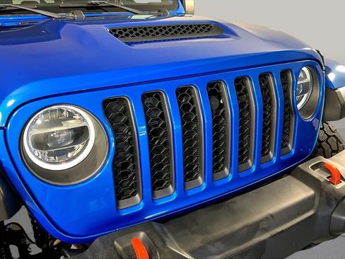 Used 2022 Jeep Gladiator Mojave w/ LED Lighting Group AWD/4WD image 55