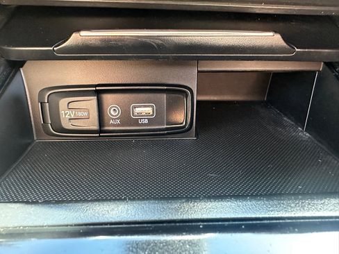 Used 2019 Genesis G70 2.0T Sport image 35