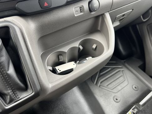 New 2026 Ford Transit 250 148 Medium Roof w/ Load Area Protection Package image 7