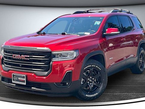 Used 2021 GMC Acadia AT4 w/ Technology Package AWD/4WD image 4