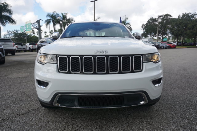 Used 2018 Jeep Grand Cherokee Limited RWD image 26