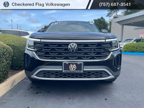 Used 2024 Volkswagen Atlas Cross Sport SE AWD/4WD image 13