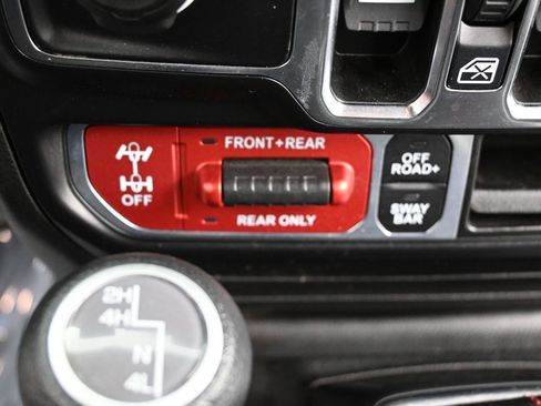 Used 2021 Jeep Wrangler Unlimited Rubicon w/ Safety Group image 30