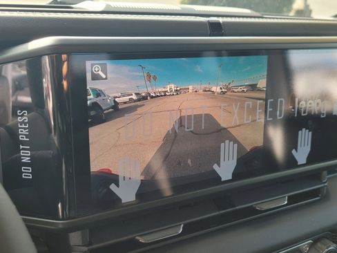 New 2026 Jeep Gladiator Mojave image 14