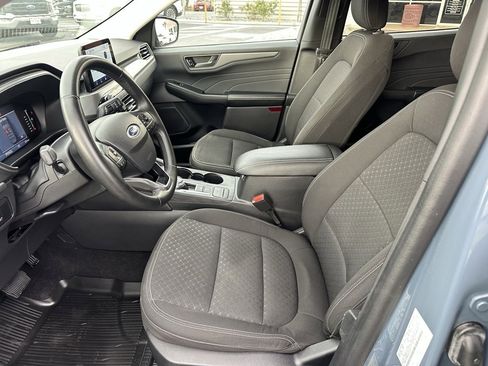 Used 2024 Ford Escape Active image 11