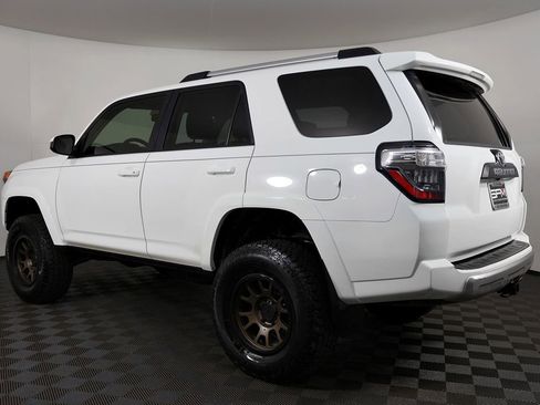 Used 2014 Toyota 4Runner Trail AWD/4WD image 12