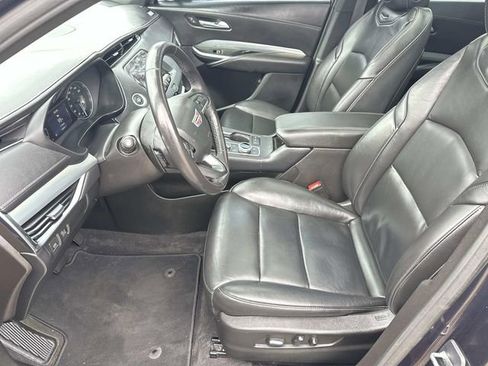 Used 2023 Cadillac XT4 Premium Luxury w/ Cold Weather Package FWD image 19