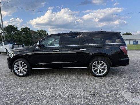 Used 2018 Ford Expedition Max Platinum RWD image 18