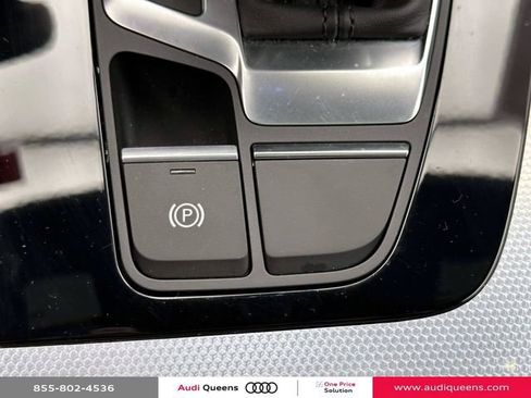 Used 2025 Audi Q5 2.0T Premium Plus w/ Premium Plus Package AWD/4WD image 29