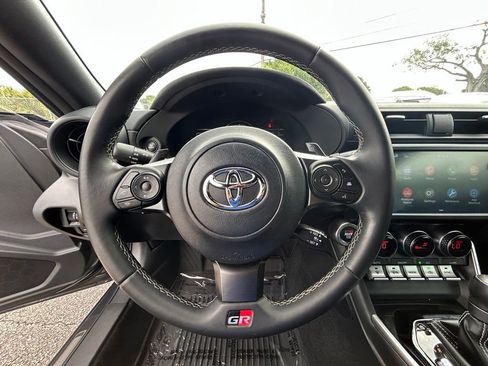 Used 2023 Toyota GR86 Premium RWD image 14