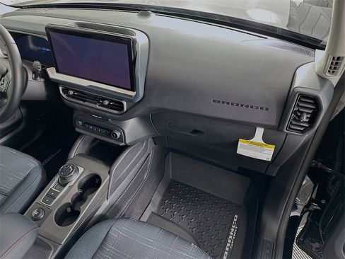 New 2025 Ford Bronco Sport Heritage w/ Convenience Package image 28