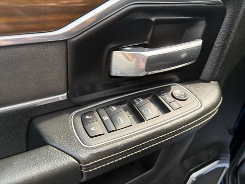 Used 2022 RAM 2500 Laramie AWD/4WD image 15