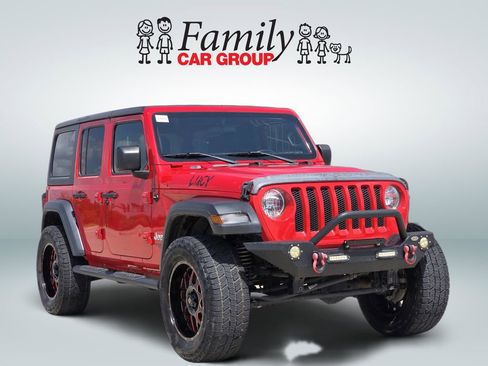 Used 2019 Jeep Wrangler Unlimited Sport S AWD/4WD image 2