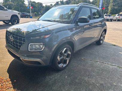 Used 2023 Hyundai Venue SEL