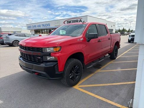 Used 2021 Chevrolet Silverado 1500 Custom Trail Boss w/ LPO, Dark Essentials Package AWD/4WD image 1