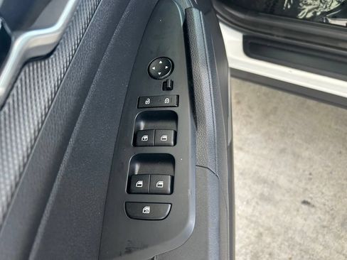 Used 2024 Kia Sportage LX FWD image 35