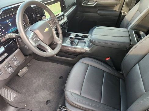 Used 2026 Chevrolet Silverado 1500 LTZ w/ LTZ Premium Texas Edition image 4