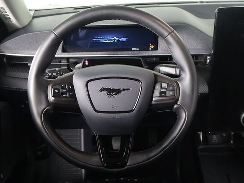 Used 2025 Ford Mustang Mach-E Premium AWD/4WD image 40